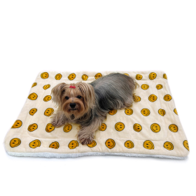 Ultra Plush Happy Face Blanket (Color: Yellow, size: 30" x 20")